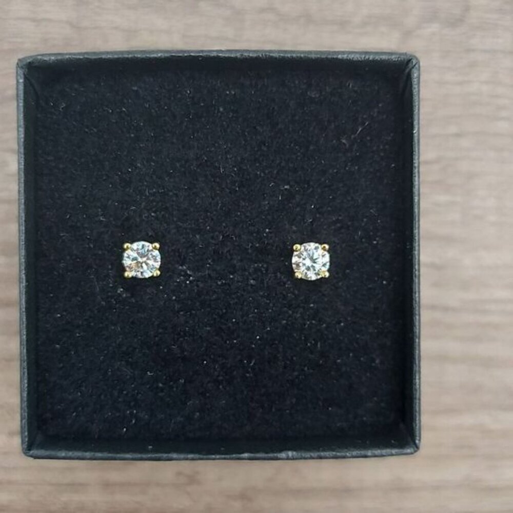 Gold 0.3 Carat Moissanite 925 Silver Sterling Stud Earrings - Picture 7 of 12